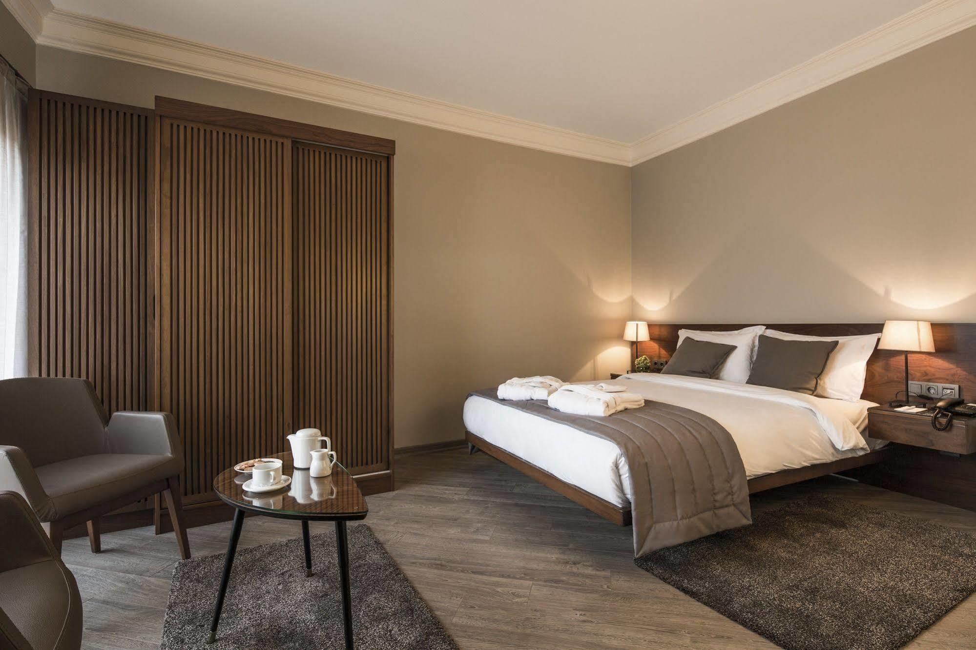 Taxim Suites Residences Стамбул Экстерьер фото